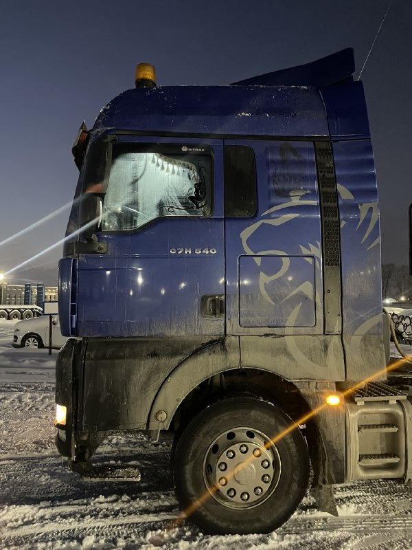 SITRAK ZZ4256V364HE - Тягач: фото 3 SITRAK ZZ4256V364HE - Тягач: фото 3
