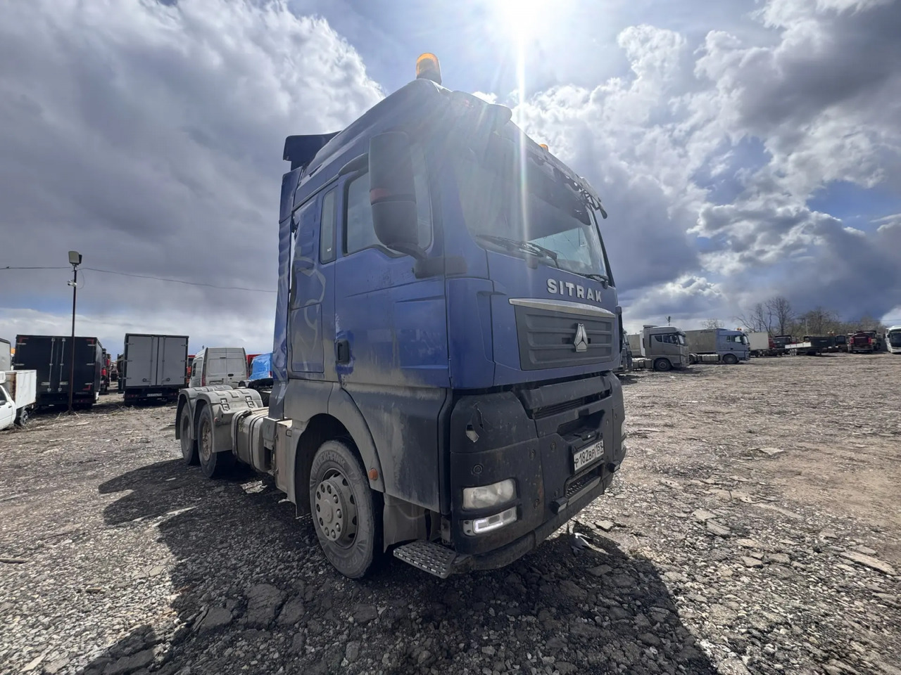 SITRAK ZZ4256V364HE - Тягач: фото 2 SITRAK ZZ4256V364HE - Тягач: фото 2