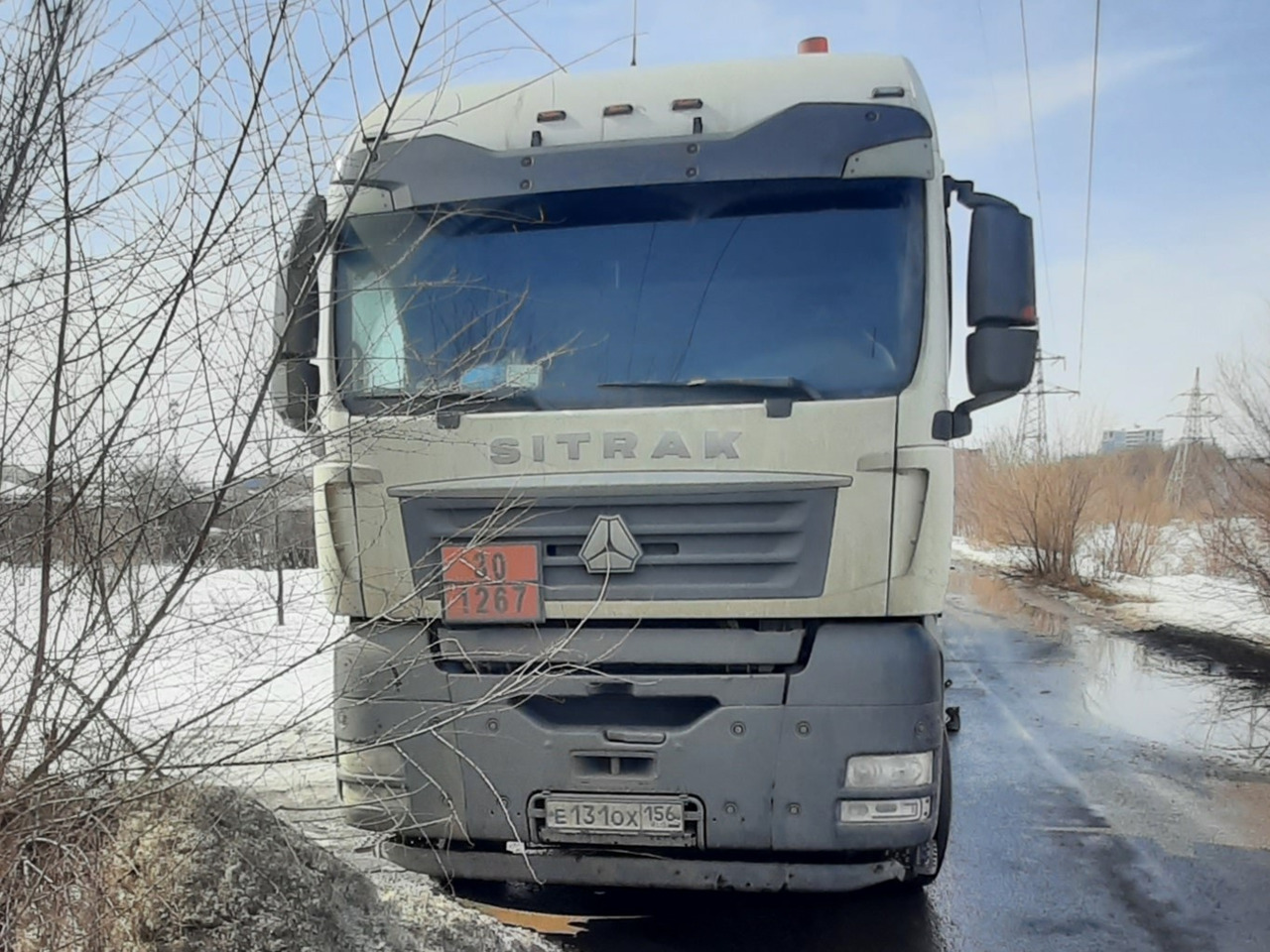 SITRAK ZZ4256V364HE - Тягач: фото 1 SITRAK ZZ4256V364HE - Тягач: фото 1