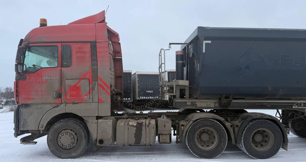 SITRAK ZZ4256V364HE - Тягач: фото 2 SITRAK ZZ4256V364HE - Тягач: фото 2