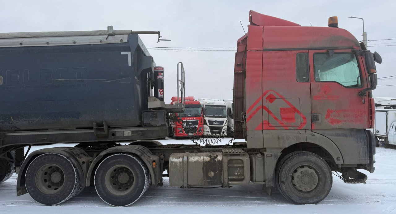SITRAK ZZ4256V364HE - Тягач: фото 3 SITRAK ZZ4256V364HE - Тягач: фото 3