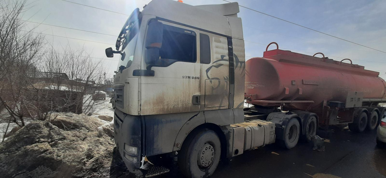 SITRAK ZZ4256V364HE - Тягач: фото 2 SITRAK ZZ4256V364HE - Тягач: фото 2