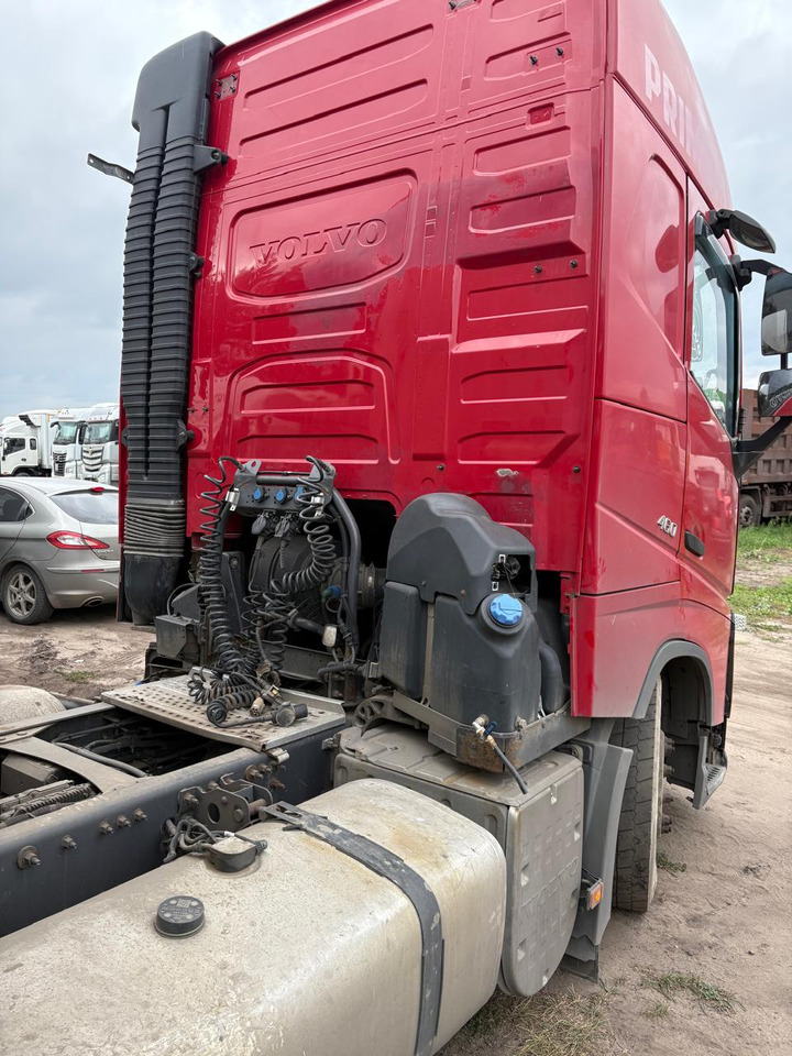 Volvo FH-TRUCK - Тягач: фото 3 Volvo FH-TRUCK - Тягач: фото 3