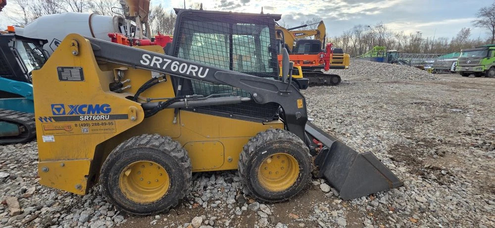 XCMG SR760RU - Мини-погрузчик (с бортовым поворотом): фото 2 XCMG SR760RU - Мини-погрузчик (с бортовым поворотом): фото 2