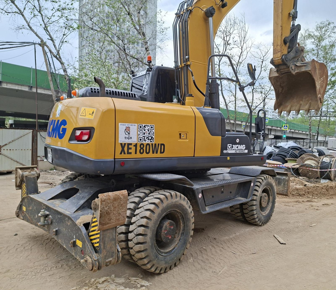 XCMG XE180WD - Колёсный экскаватор: фото 4 XCMG XE180WD - Колёсный экскаватор: фото 4