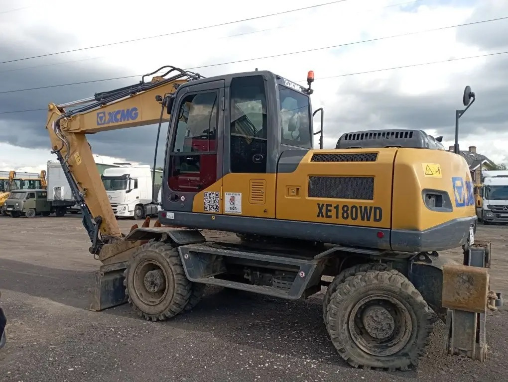 XCMG XE180WD - Колёсный экскаватор: фото 4 XCMG XE180WD - Колёсный экскаватор: фото 4