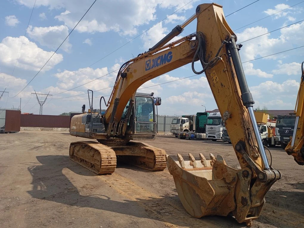 XCMG XE225DN - Гусеничный экскаватор: фото 2 XCMG XE225DN - Гусеничный экскаватор: фото 2