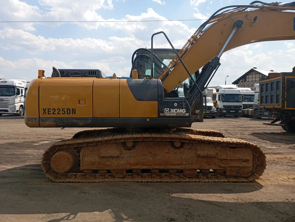 XCMG XE225DN - Гусеничный экскаватор: фото 3 XCMG XE225DN - Гусеничный экскаватор: фото 3
