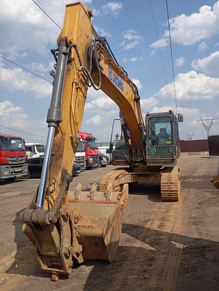 XCMG XE225DN - Гусеничный экскаватор: фото 1 XCMG XE225DN - Гусеничный экскаватор: фото 1