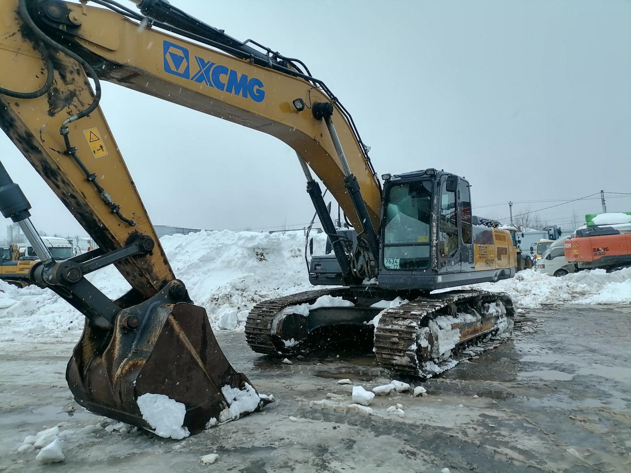 XCMG XE335C - Гусеничный экскаватор: фото 3 XCMG XE335C - Гусеничный экскаватор: фото 3