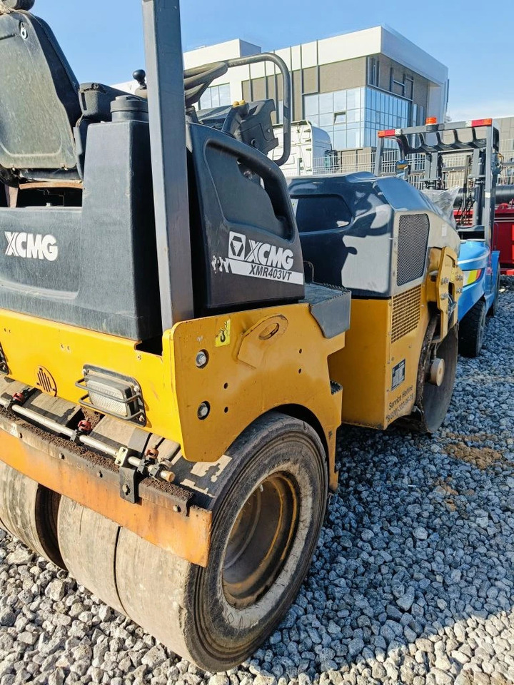 XCMG XMR403VT - Комбинированный каток: фото 4 XCMG XMR403VT - Комбинированный каток: фото 4