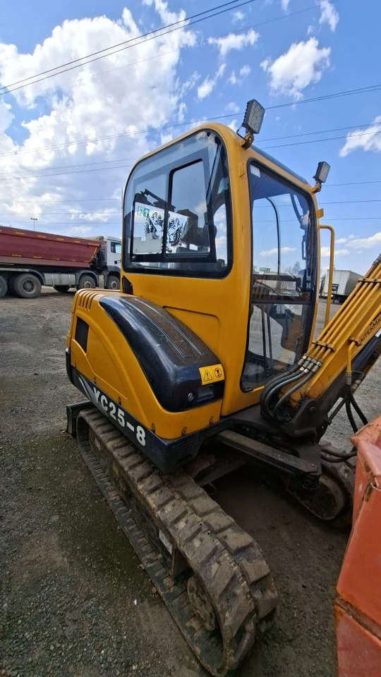 Yuchai YC25-8 - Мини-экскаватор: фото 2 Yuchai YC25-8 - Мини-экскаватор: фото 2