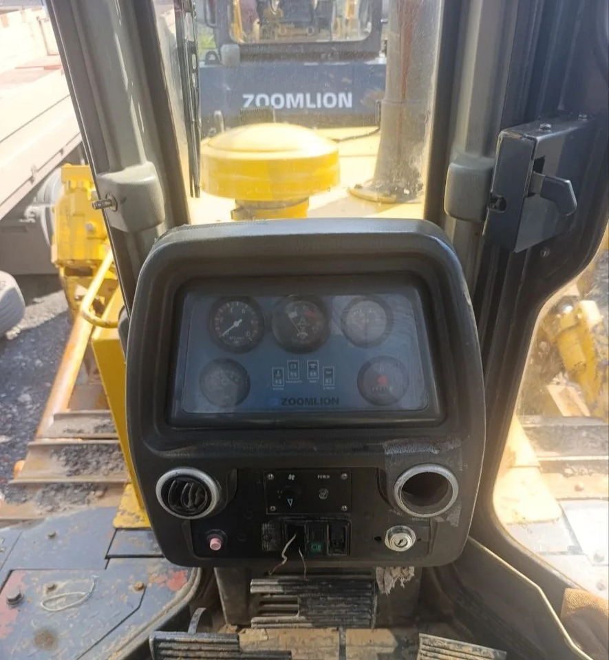 Бульдозер Zoomlion ZD220F-3: фото 9 Бульдозер Zoomlion ZD220F-3: фото 9