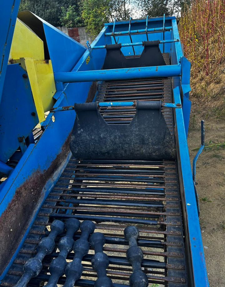 Bolko Z-643 - Картофелеуборочный комбайн: фото 5 Bolko Z-643 - Картофелеуборочный комбайн: фото 5