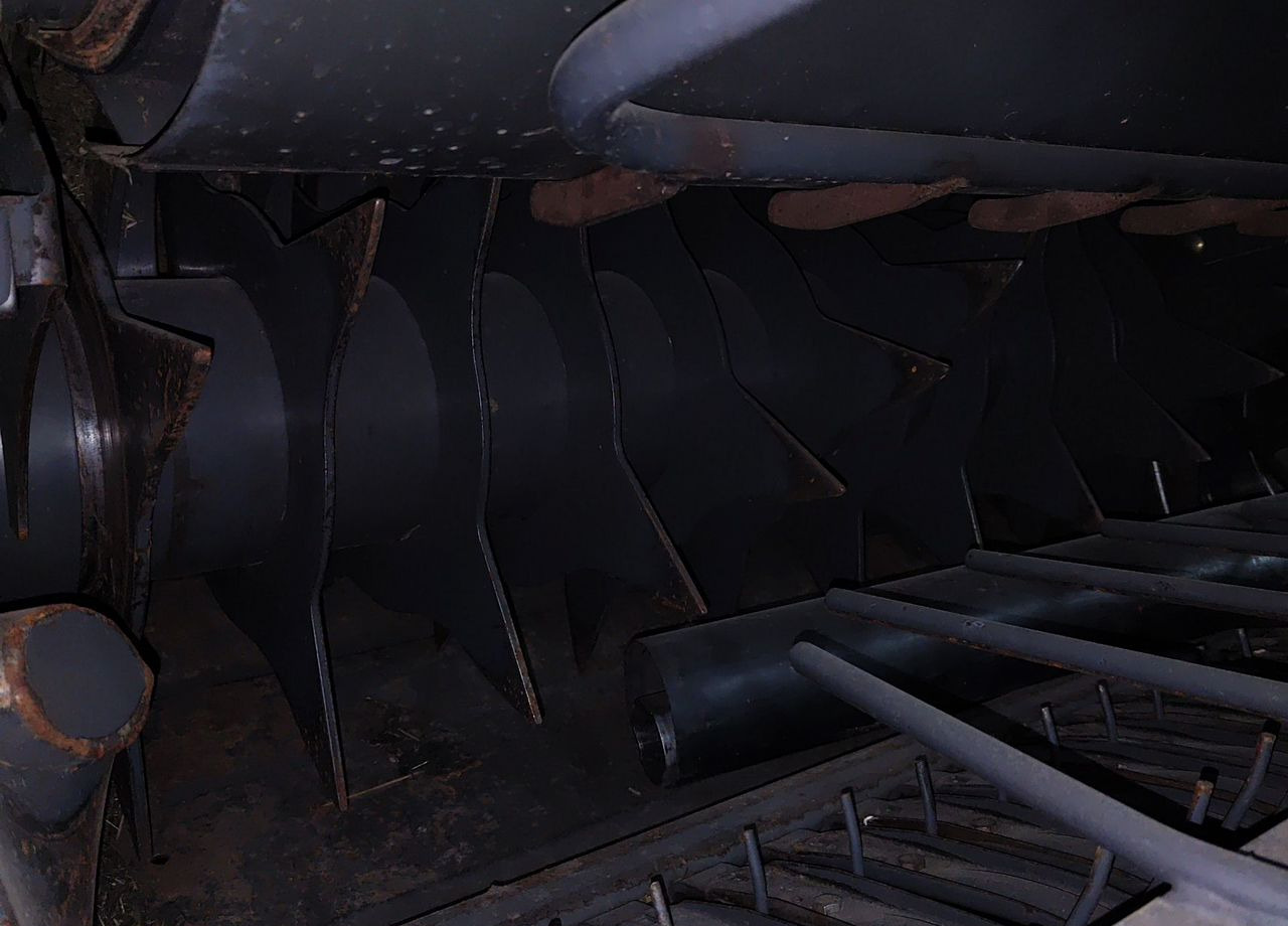 Claas Variant 380 - Пресс-подборщик рулонный: фото 3 Claas Variant 380 - Пресс-подборщик рулонный: фото 3