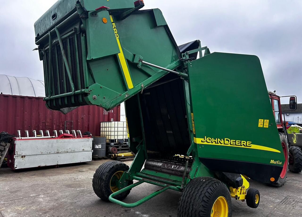 Пресс-подборщик рулонный John Deere 582: фото 19