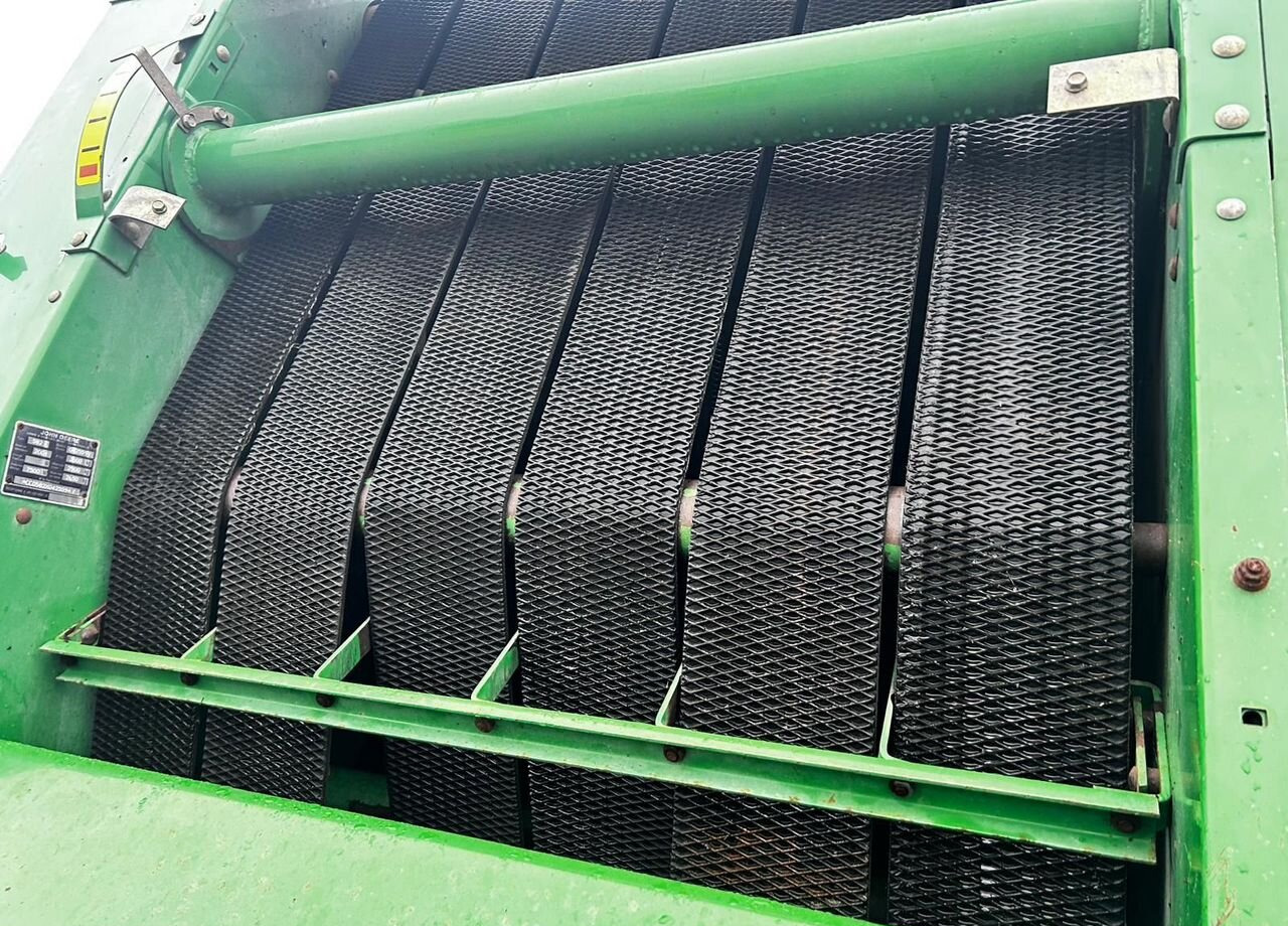 John Deere 582 - Пресс-подборщик рулонный: фото 3 John Deere 582 - Пресс-подборщик рулонный: фото 3