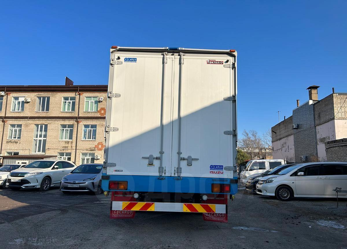 Isuzu Forward - Грузовик с закрытым кузовом: фото 5 Isuzu Forward - Грузовик с закрытым кузовом: фото 5