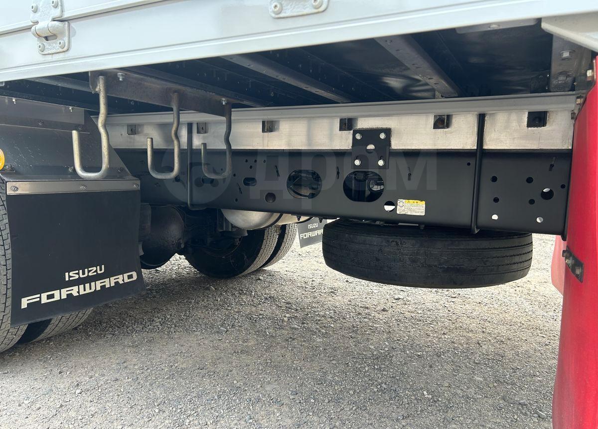 Грузовик с закрытым кузовом Isuzu Forward: фото 6 Грузовик с закрытым кузовом Isuzu Forward: фото 6