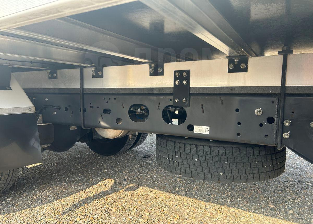 Рефрижератор Isuzu Forward: фото 13