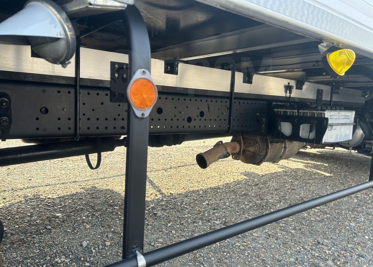 Рефрижератор Isuzu Forward: фото 10