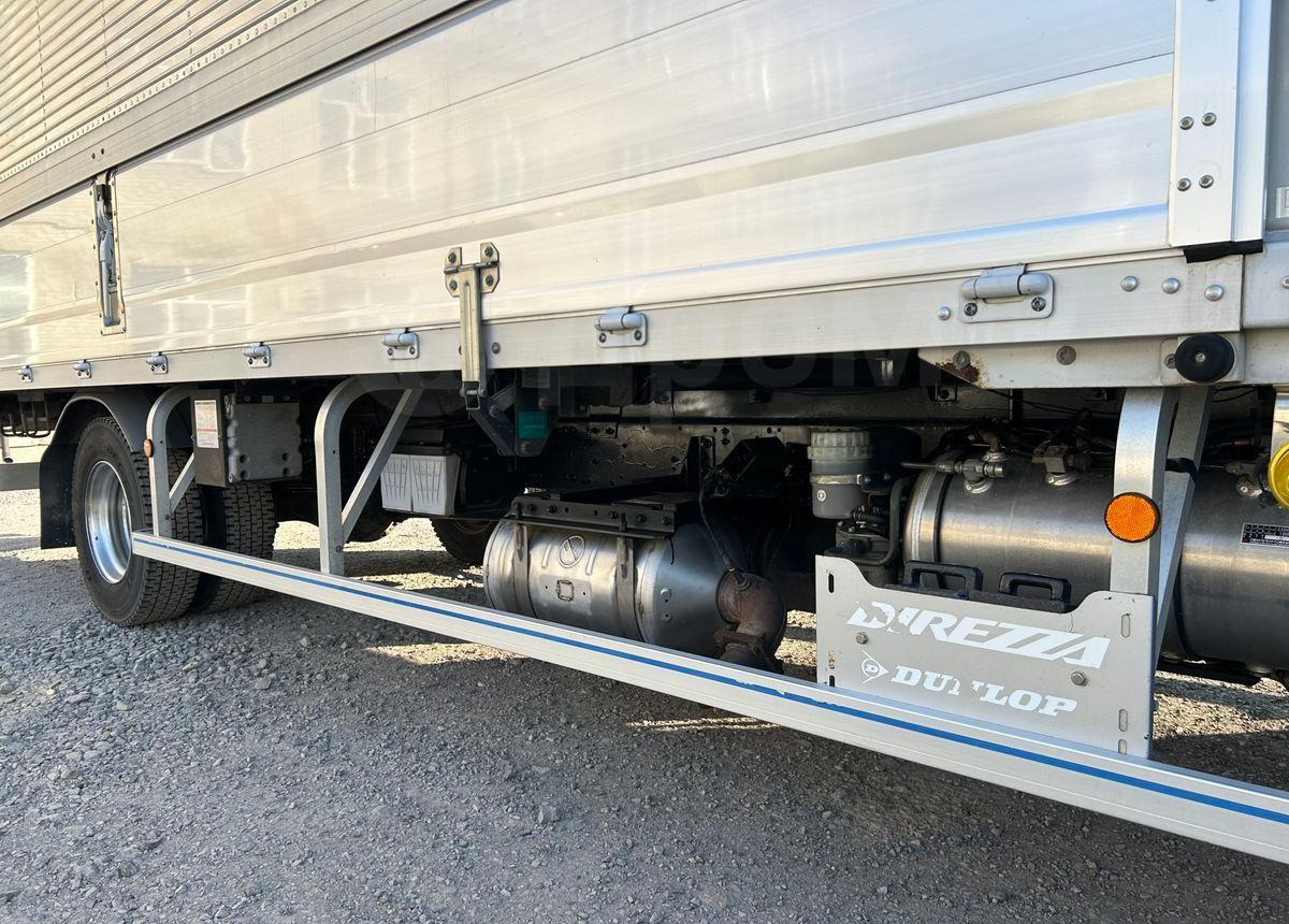 Грузовик с закрытым кузовом Mitsubishi Fuso Fighter: фото 9