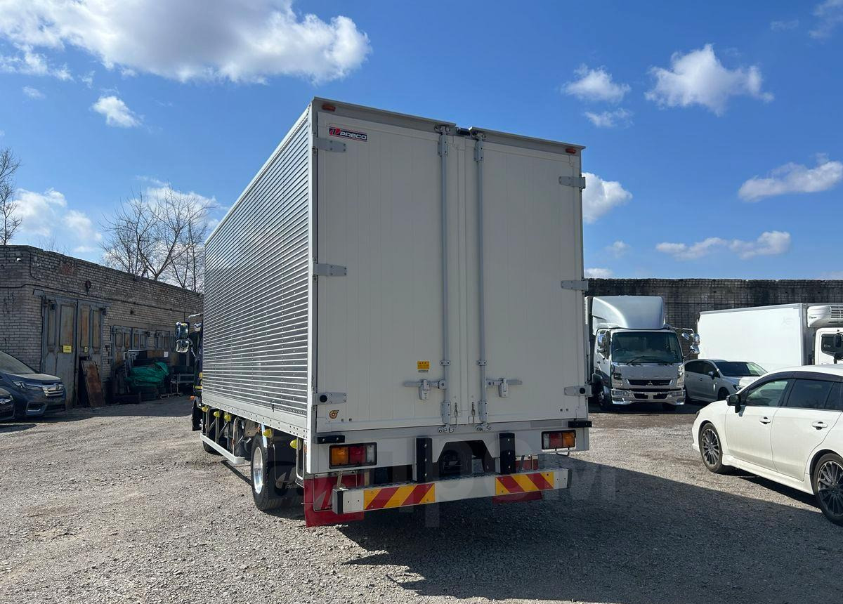 Mitsubishi Fuso Fighter - Грузовик с закрытым кузовом: фото 5 Mitsubishi Fuso Fighter - Грузовик с закрытым кузовом: фото 5