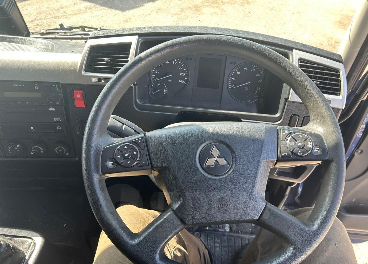 Грузовик с закрытым кузовом Mitsubishi Fuso Fighter: фото 19