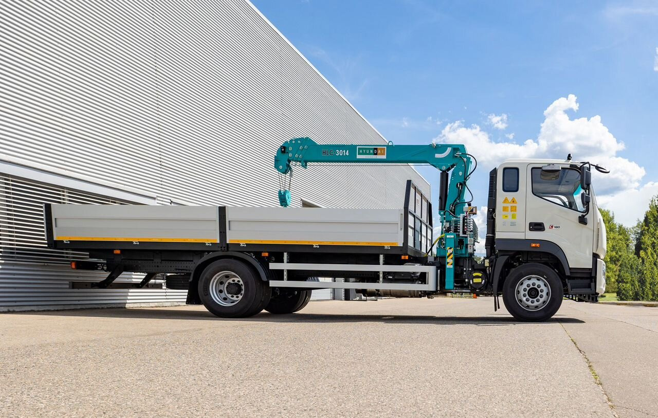 Forland 12 - Бортовой грузовик/ Платформа, Автоманипулятор: фото 2 Forland 12 - Бортовой грузовик/ Платформа, Автоманипулятор: фото 2