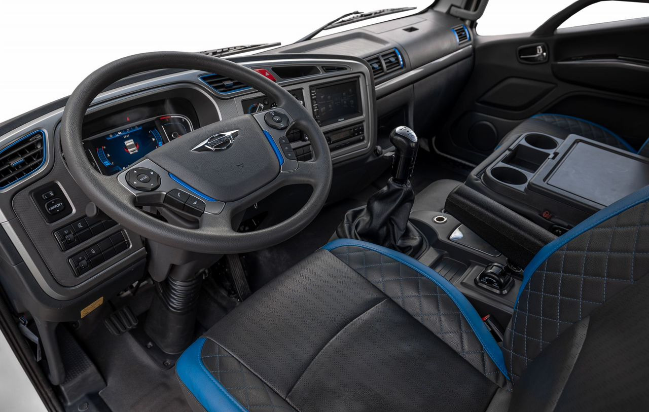 Новый Тентованный грузовик Forland 12: фото 13