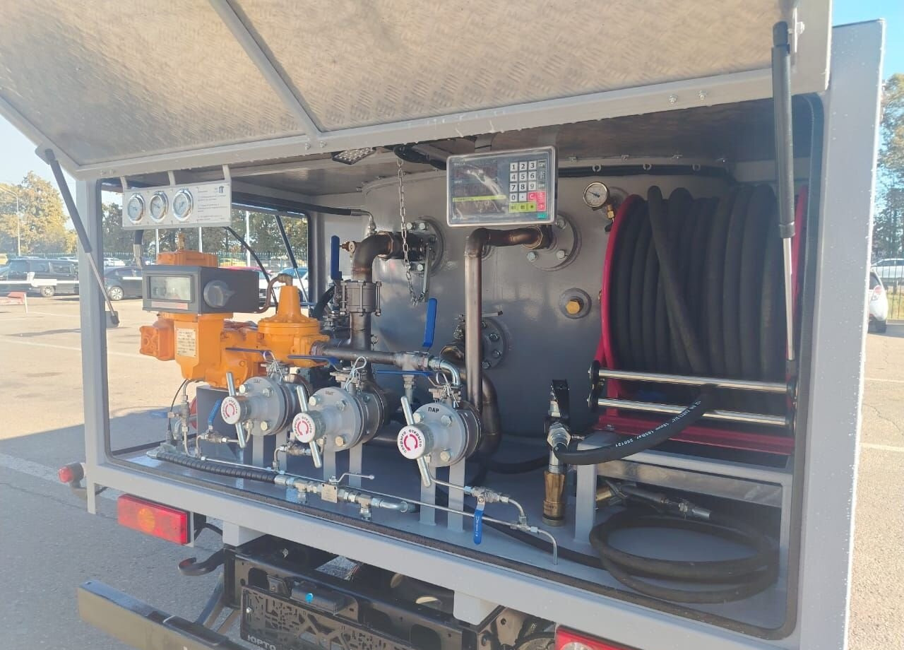 Новый Грузовик с цистерной Для транспортировки газа Forland 3: фото 8