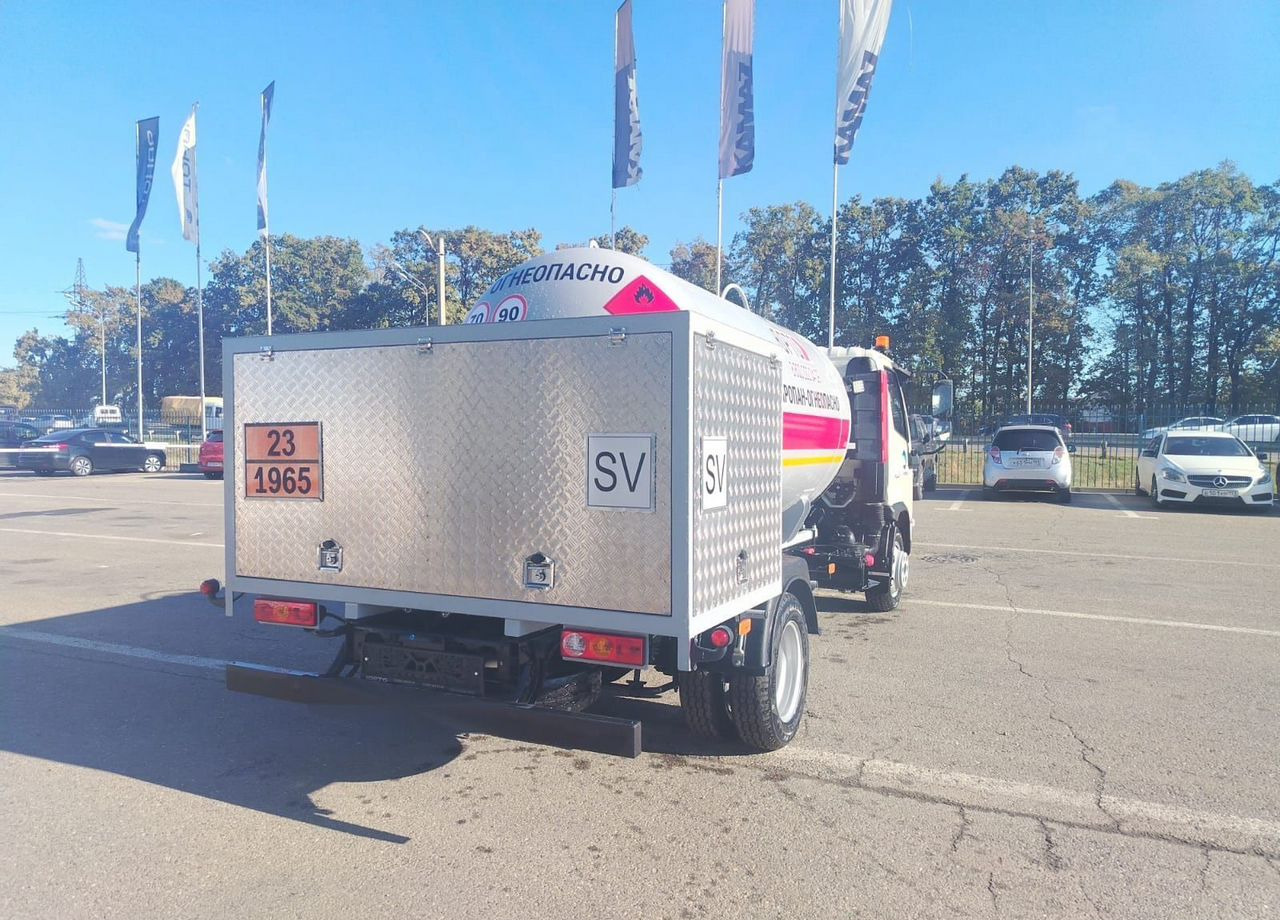 Новый Грузовик с цистерной Для транспортировки газа Forland 3: фото 11