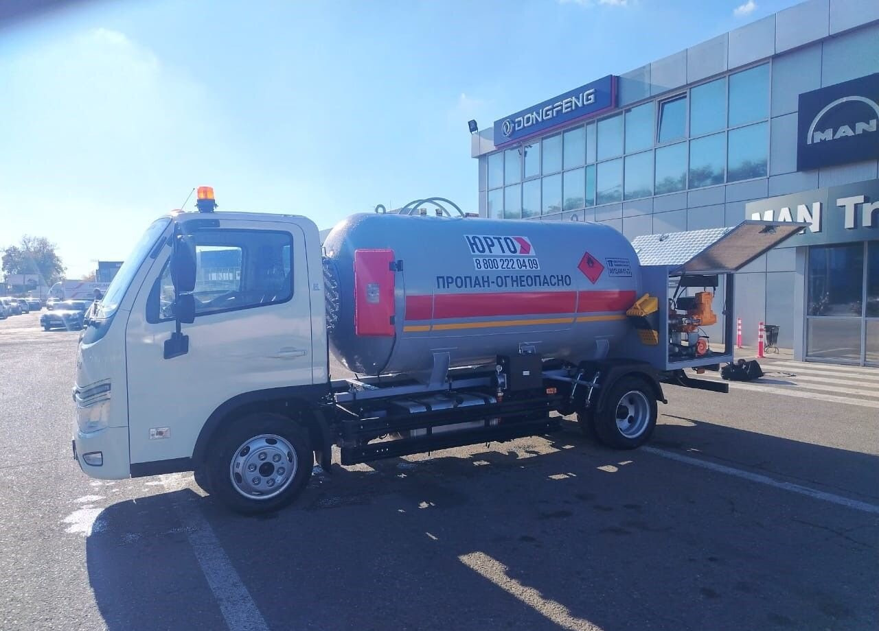 Forland 3 - Грузовик с цистерной: фото 3 Forland 3 - Грузовик с цистерной: фото 3