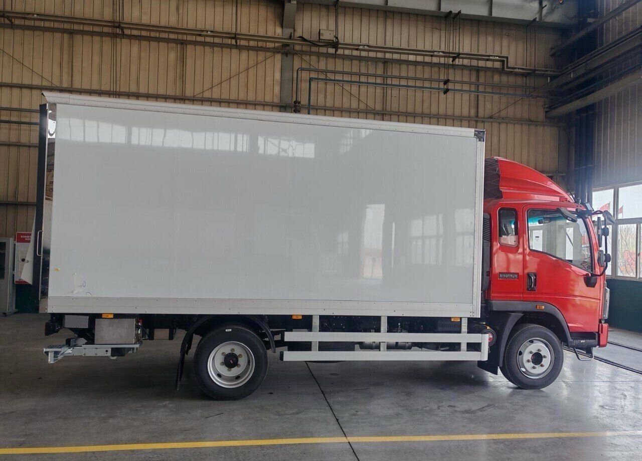 Howo G2W - Изотермический грузовик: фото 3 Howo G2W - Изотермический грузовик: фото 3