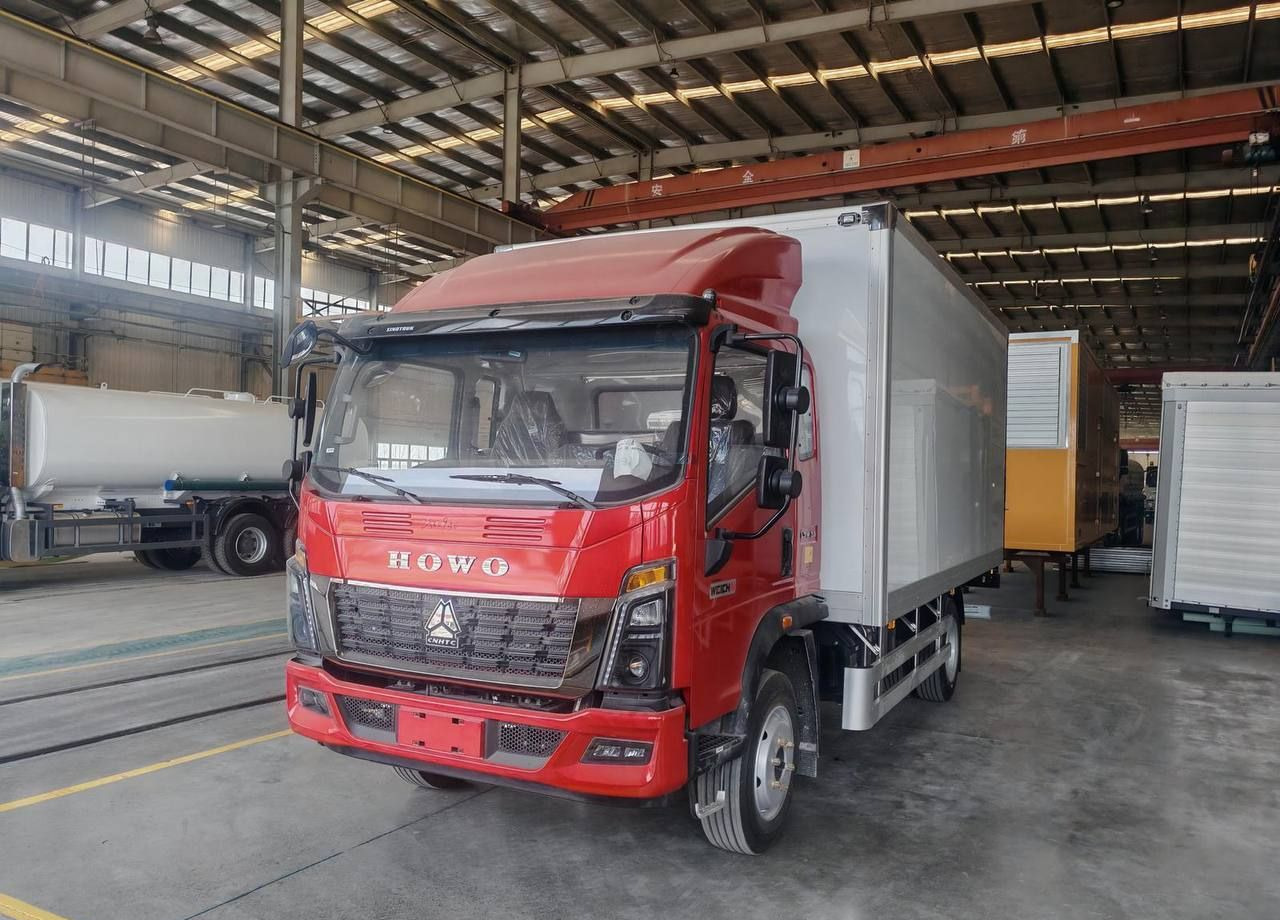 Howo G2W - Изотермический грузовик: фото 2 Howo G2W - Изотермический грузовик: фото 2