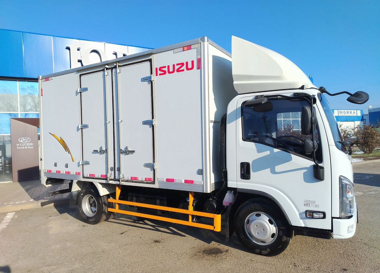 Isuzu Elf (N-series) - Изотермический грузовик: фото 3 Isuzu Elf (N-series) - Изотермический грузовик: фото 3