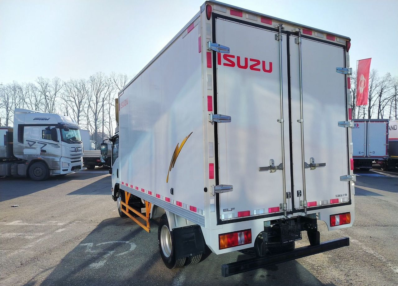 Изотермический грузовик Isuzu Elf (N-series): фото 9