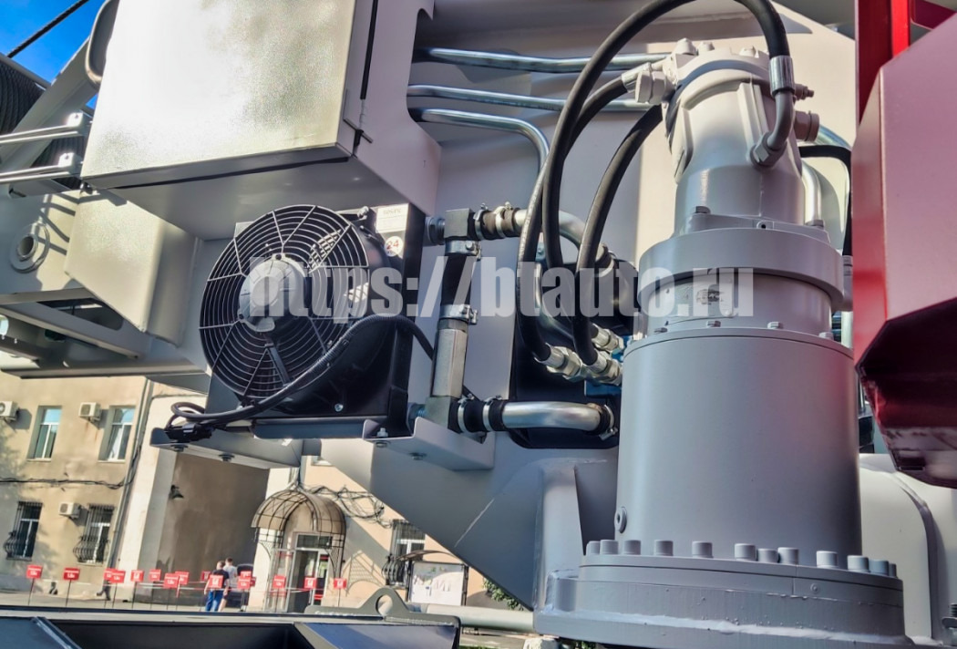 Автомобильный кран КС-55733-33 32 т на шасси КАМАЗ-6540 - Автокран: фото 5 Автомобильный кран КС-55733-33 32 т на шасси КАМАЗ-6540 - Автокран: фото 5