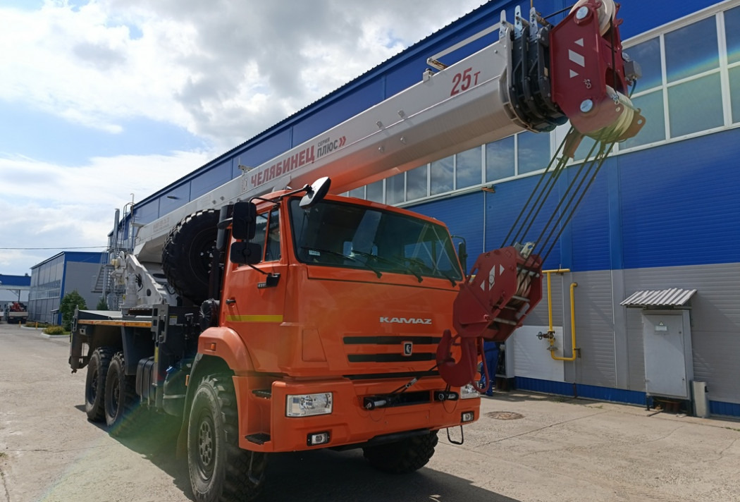 Автомобильный кран серии СТ КС-55732-28 25 т на шасси КАМАЗ-43118 - Автокран: фото 2 Автомобильный кран серии СТ КС-55732-28 25 т на шасси КАМАЗ-43118 - Автокран: фото 2