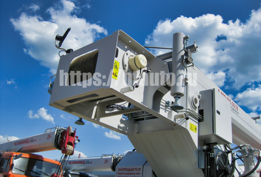 Автокран Автомобильный кран серия СТ КС-55733-33 32 т на шасси КАМАЗ-65115: фото 8 Автокран Автомобильный кран серия СТ КС-55733-33 32 т на шасси КАМАЗ-65115: фото 8