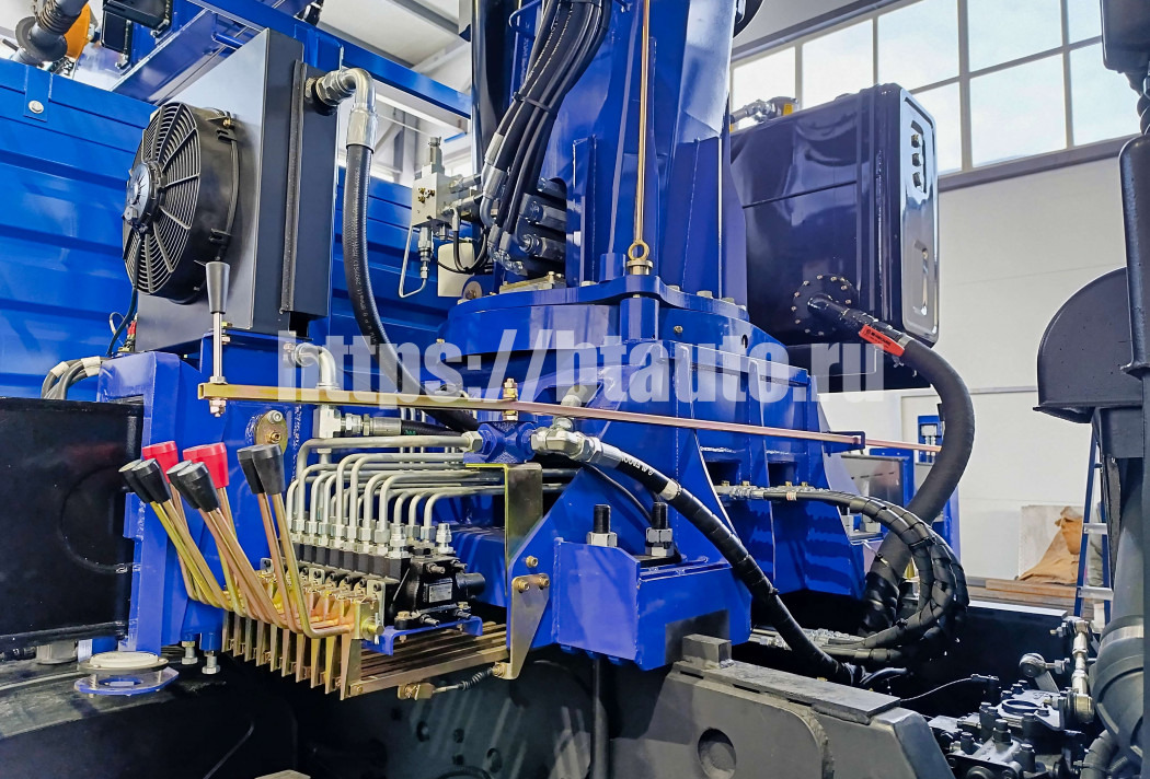 Бортовой грузовик/ Платформа, Автоманипулятор Бортовой автомобиль КАМАЗ 43118-76 с КМУ DY SS1966 ACE: фото 9 Бортовой грузовик/ Платформа, Автоманипулятор Бортовой автомобиль КАМАЗ 43118-76 с КМУ DY SS1966 ACE: фото 9