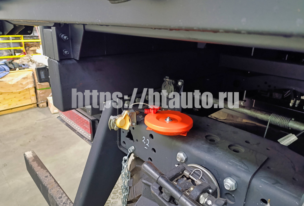 Бортовой автомобиль КАМАЗ 43118-76 с КМУ Kanglim 1256G-II с ДОПОГ - Бортовой грузовик/ Платформа, Автоманипулятор: фото 3 Бортовой автомобиль КАМАЗ 43118-76 с КМУ Kanglim 1256G-II с ДОПОГ - Бортовой грузовик/ Платформа, Автоманипулятор: фото 3