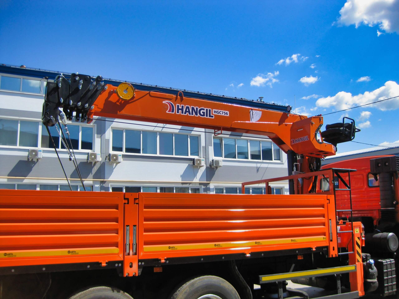 Бортовой автомобиль КАМАЗ 65115 с КМУ HANGIL HGC 756 - Бортовой грузовик/ Платформа, Автоманипулятор: фото 3 Бортовой автомобиль КАМАЗ 65115 с КМУ HANGIL HGC 756 - Бортовой грузовик/ Платформа, Автоманипулятор: фото 3