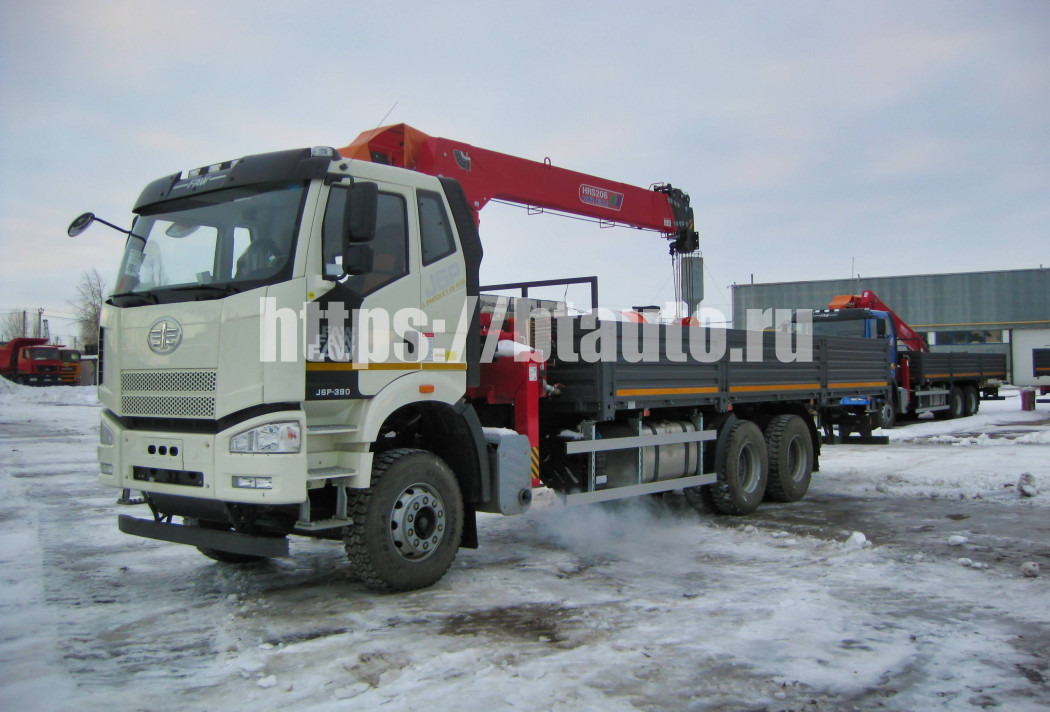 Бортовой автомобиль на базе шасси FAW 3250 (6х4) c КМУ HORYONG HRS 206 - Бортовой грузовик/ Платформа, Автоманипулятор: фото 1 Бортовой автомобиль на базе шасси FAW 3250 (6х4) c КМУ HORYONG HRS 206 - Бортовой грузовик/ Платформа, Автоманипулятор: фото 1