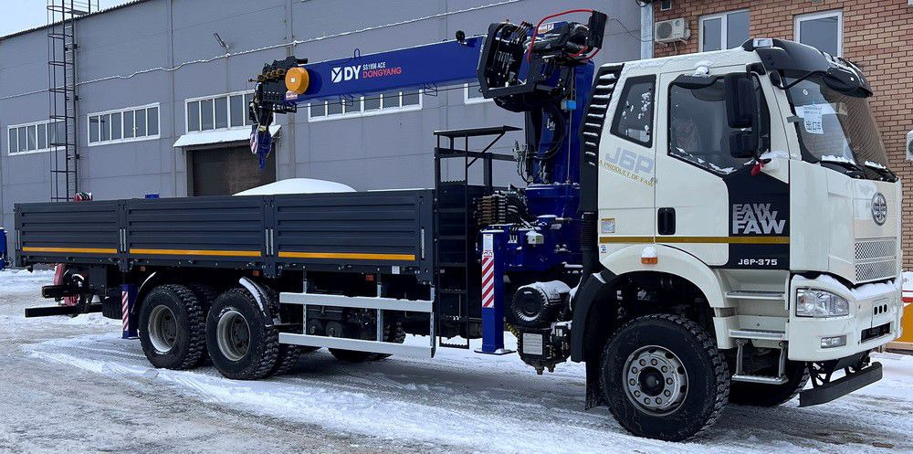 Бортовой автомобиль на базе шасси FAW 3250 c КМУ Dongyang SS1956 - Бортовой грузовик/ Платформа, Автоманипулятор: фото 2 Бортовой автомобиль на базе шасси FAW 3250 c КМУ Dongyang SS1956 - Бортовой грузовик/ Платформа, Автоманипулятор: фото 2