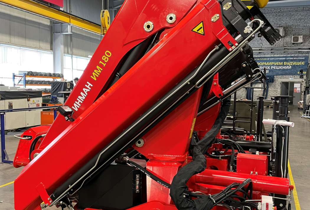Гидравлический кран-манипулятор ИМ 180 - Кран-манипулятор: фото 1 Гидравлический кран-манипулятор ИМ 180 - Кран-манипулятор: фото 1