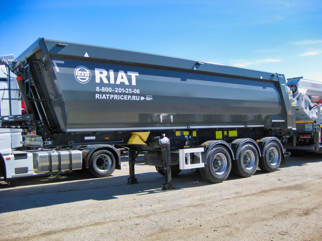 Самосвальный полуприцеп 924900-33 H2 - Самосвальный полуприцеп: фото 1 Самосвальный полуприцеп 924900-33 H2 - Самосвальный полуприцеп: фото 1