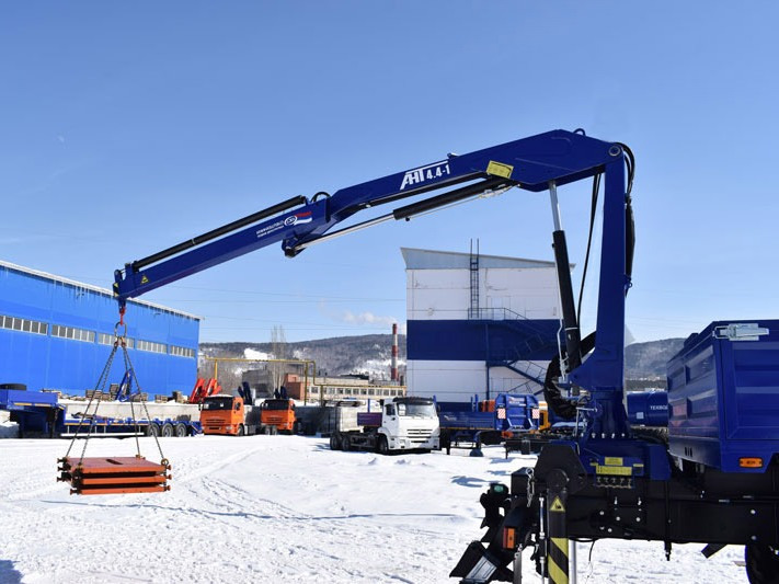 Шарнирно-сочлененная КМУ АНТ 4.4-1 - Кран-манипулятор: фото 3 Шарнирно-сочлененная КМУ АНТ 4.4-1 - Кран-манипулятор: фото 3