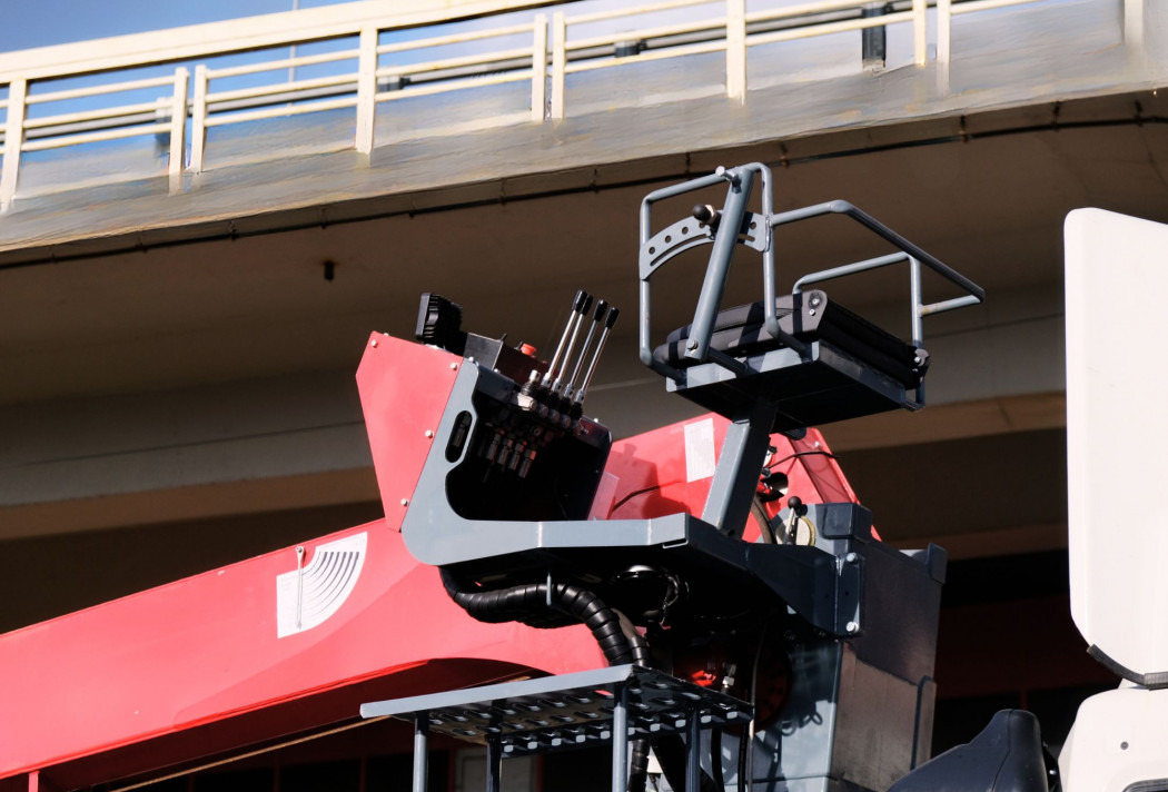 Кран-манипулятор Тросовый кран-манипулятор FG 716: фото 8