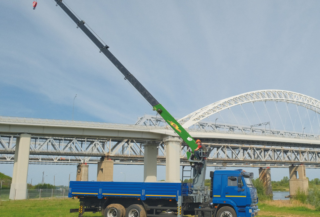 Кран-манипулятор Тросовый кран-манипулятор FG 716НР: фото 8 Кран-манипулятор Тросовый кран-манипулятор FG 716НР: фото 8